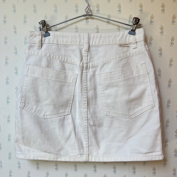 Billabong │ White Denim Skirt │ Women’s Size 27 Size 4 - Picture 5 of 7